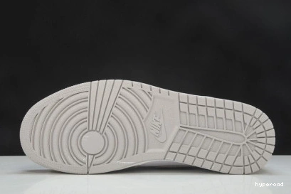 Hyperoad Jordan Mid Air Grey” “College 1 0926